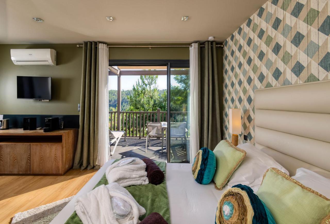 Domaine De Chalveches Hotel Spa 4* Faugeres  Zewnętrze zdjęcie