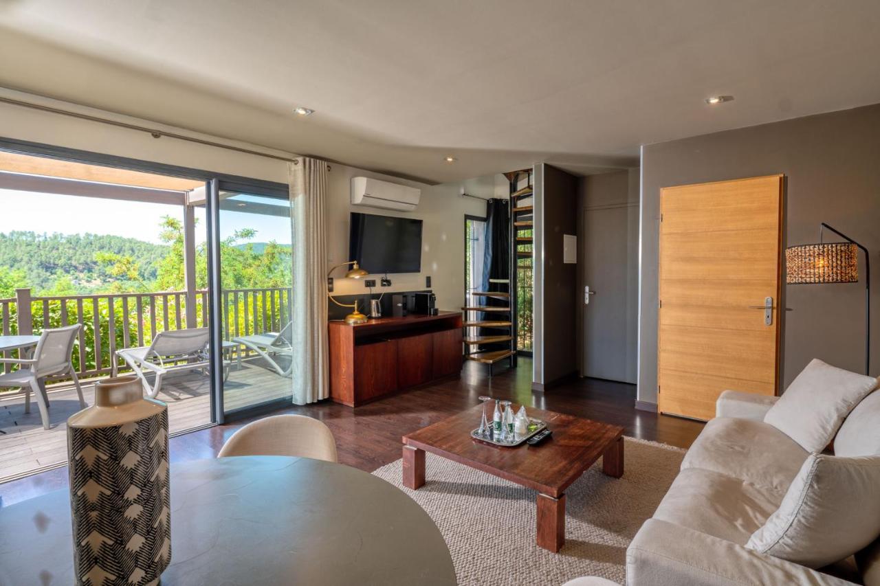 Domaine De Chalveches Hotel Spa 4* Faugeres  Zewnętrze zdjęcie