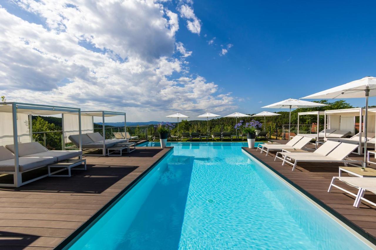 Domaine De Chalveches Hotel Spa 4* Faugeres  Zewnętrze zdjęcie