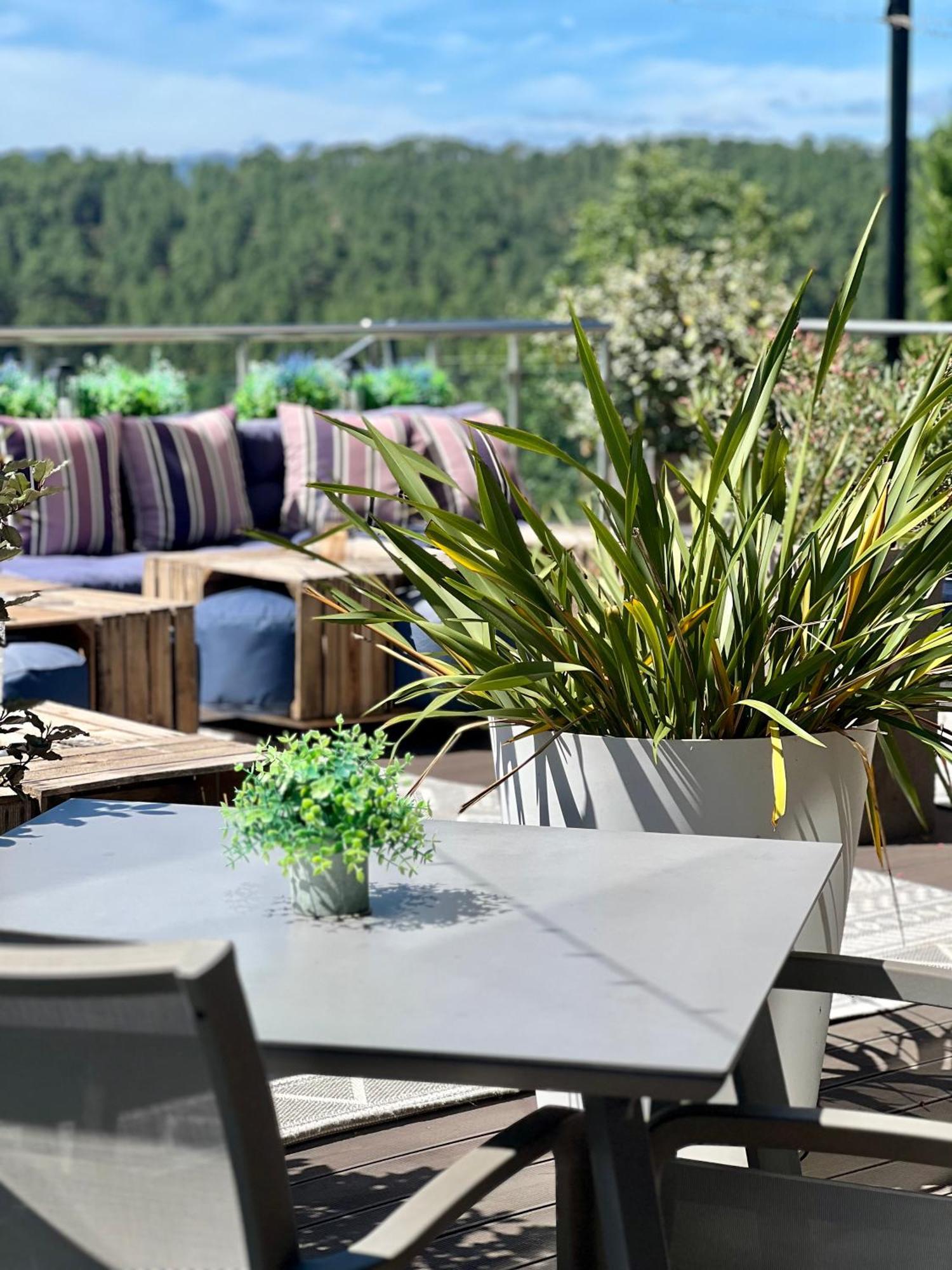 Domaine De Chalveches Hotel Spa 4* Faugeres  Zewnętrze zdjęcie