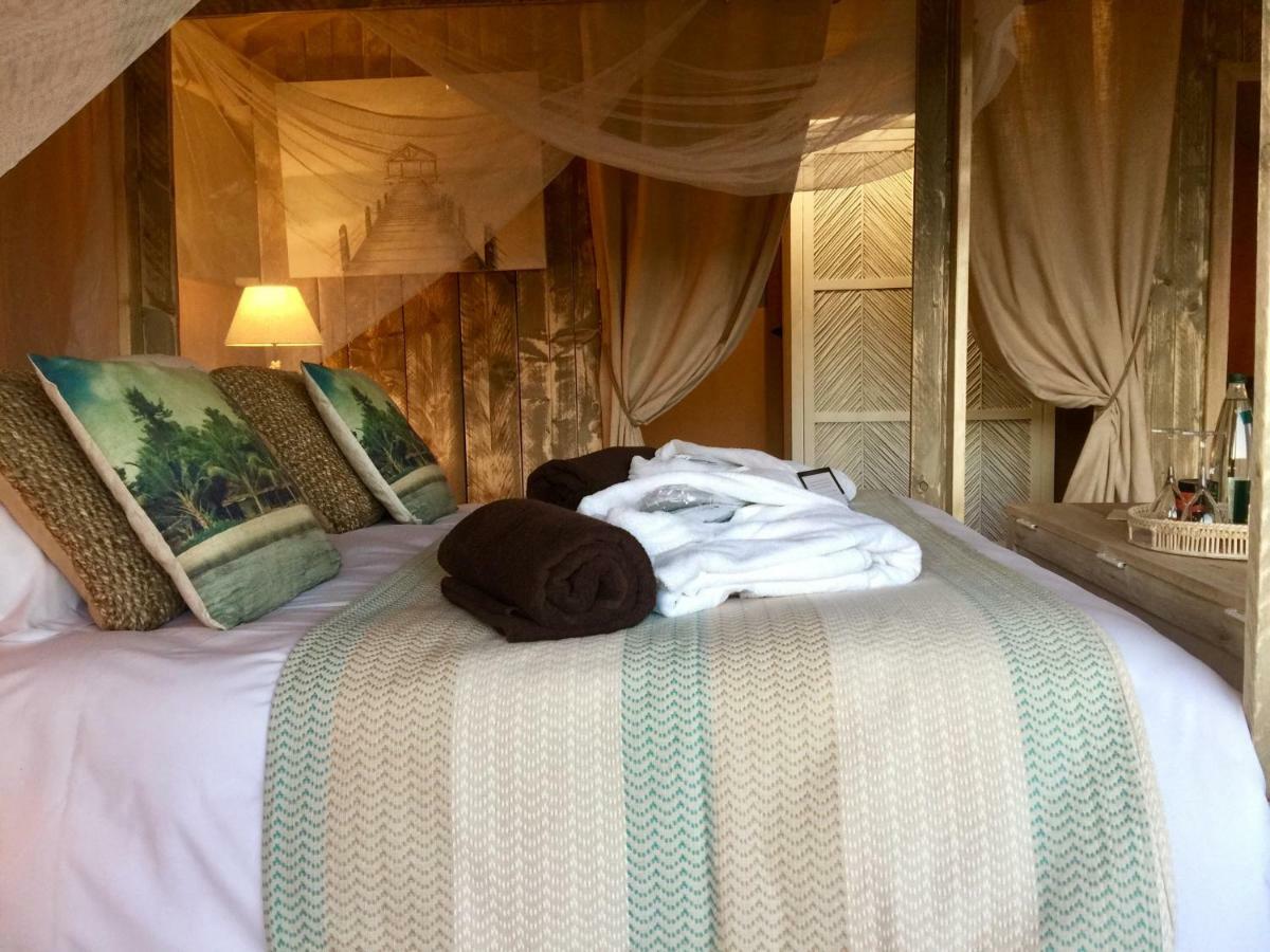 Domaine De Chalveches Hotel Spa 4* Faugeres  Zewnętrze zdjęcie